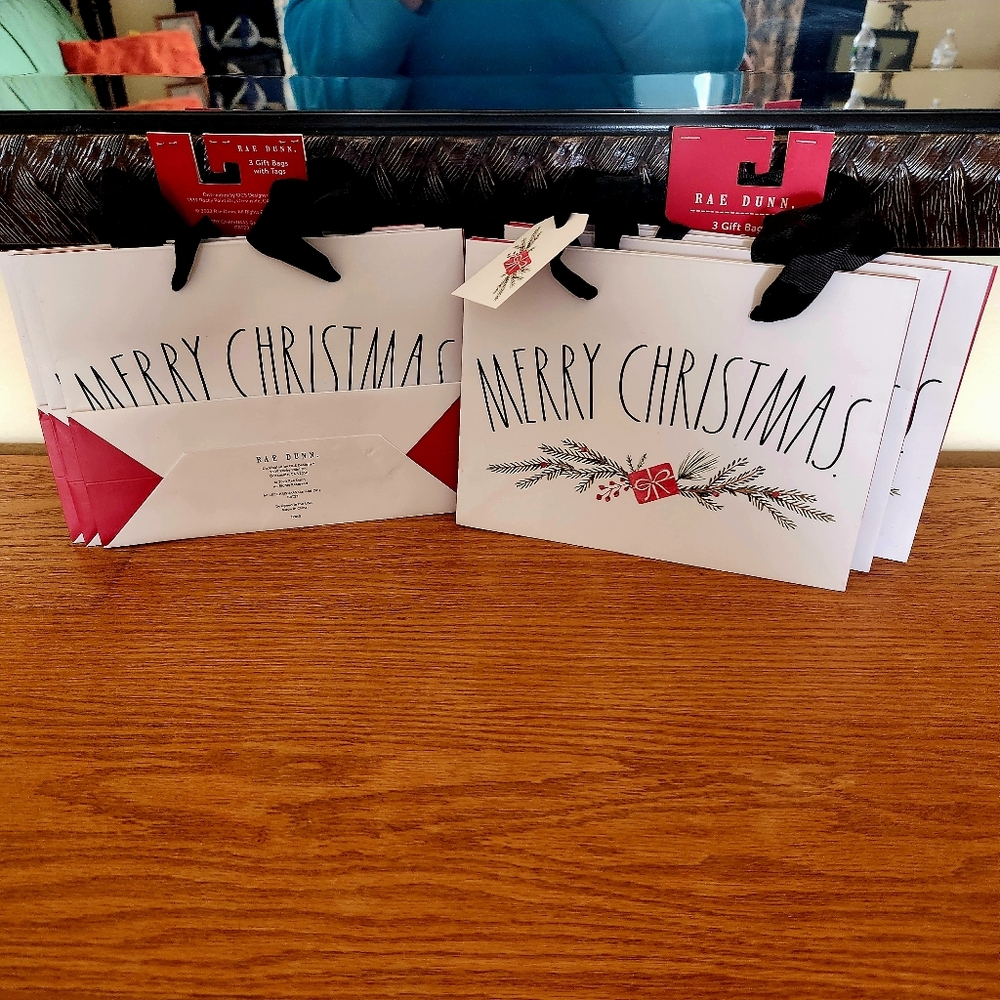 6 RAE DUNN Gift Bags Christmas Giftbag Wrap with Tags Red Present Pinecone
